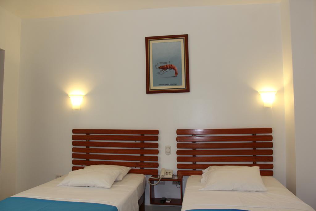 Hotel Casa Cesar Tumbes Extérieur photo