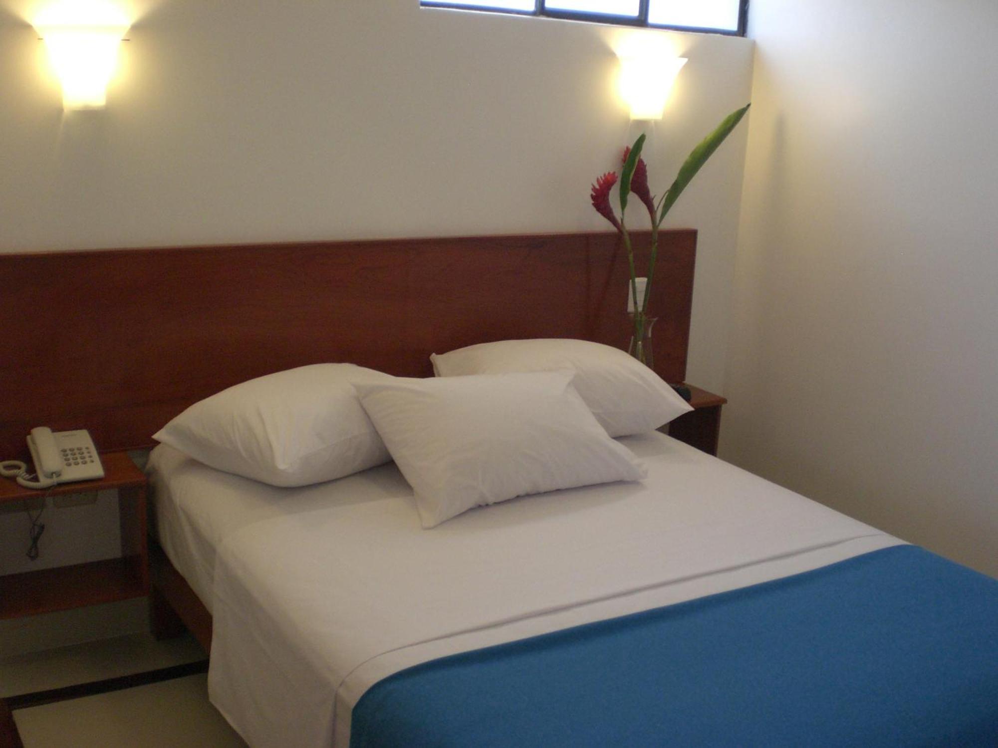 Hotel Casa Cesar Tumbes Extérieur photo