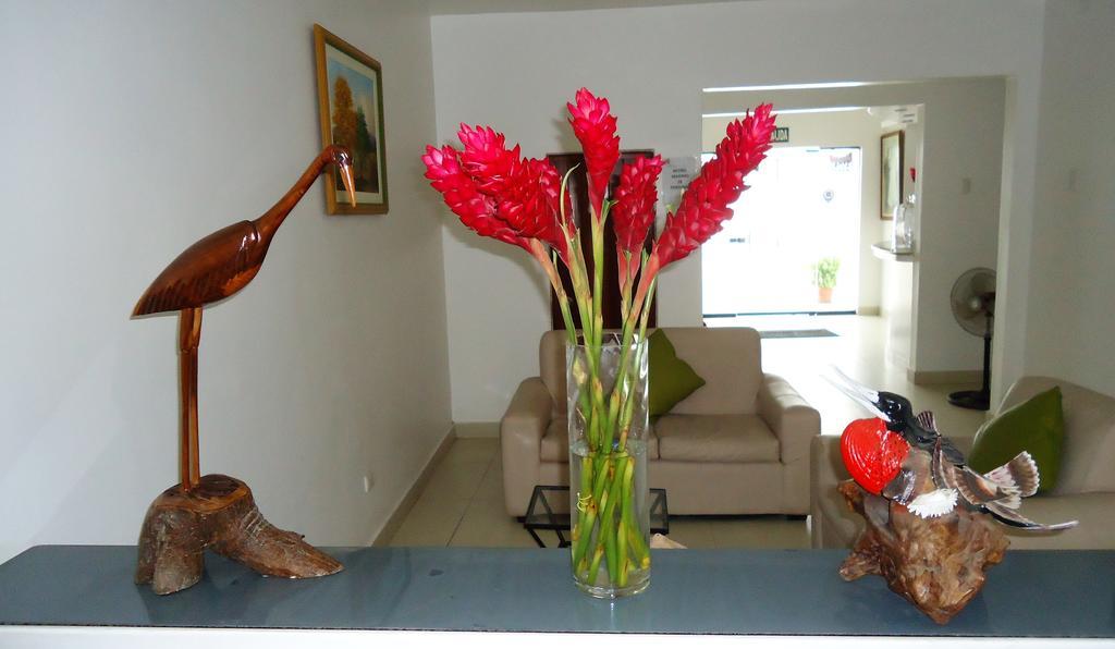 Hotel Casa Cesar Tumbes Extérieur photo